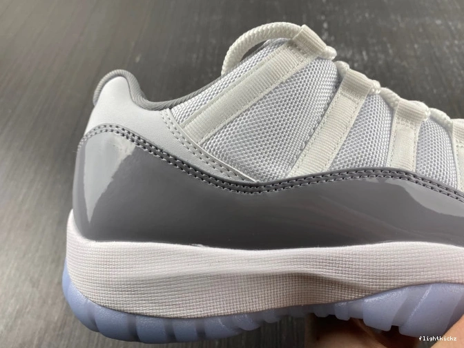 Low 11 Cement AV2187-140 Air Jordan Grey 0823